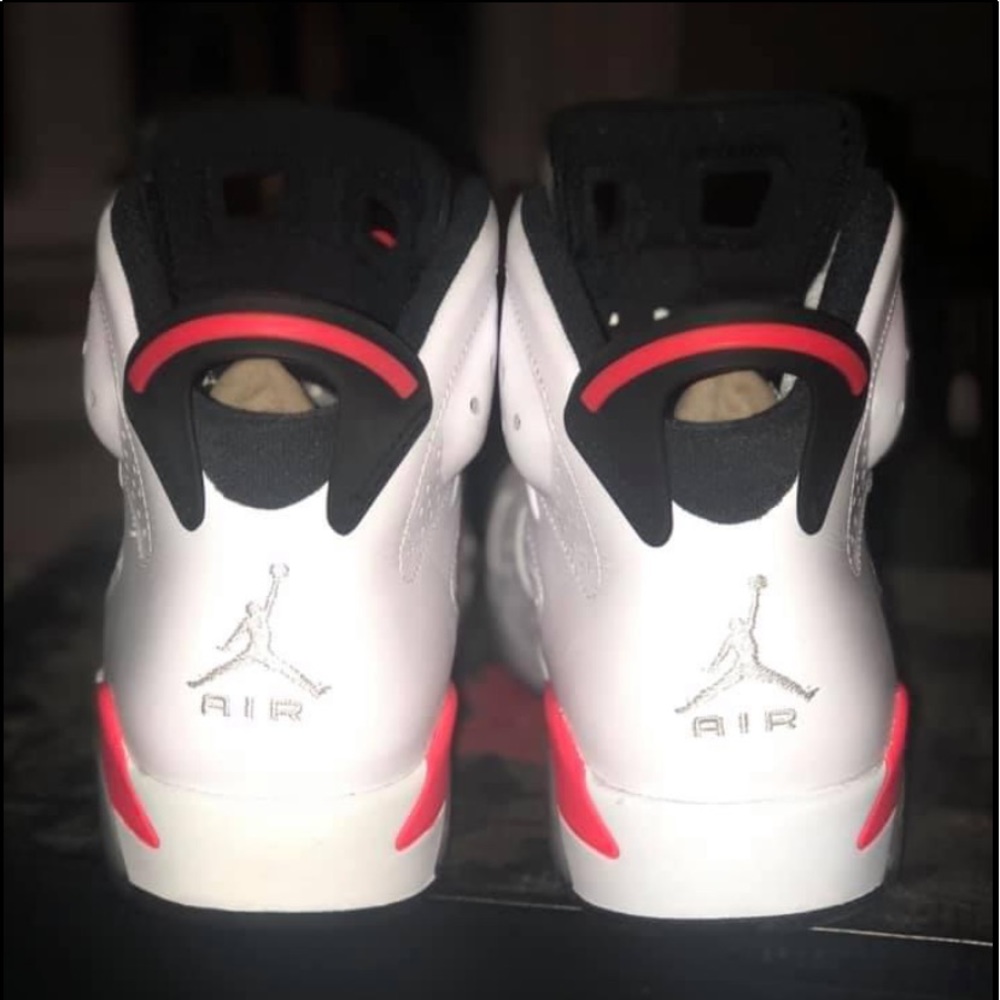 Jordan Retro 6 Infared/White